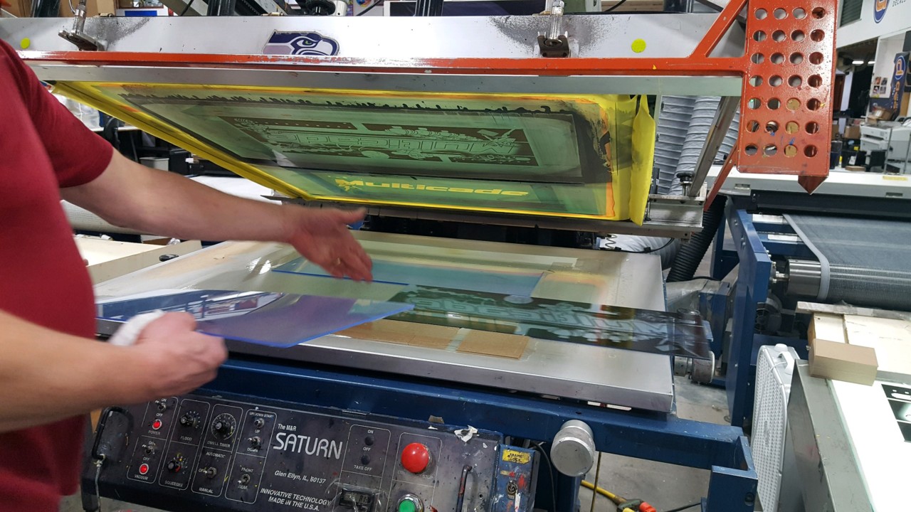 3 Leading Reasons Why Flat Stock Screen Printing is Not Dead